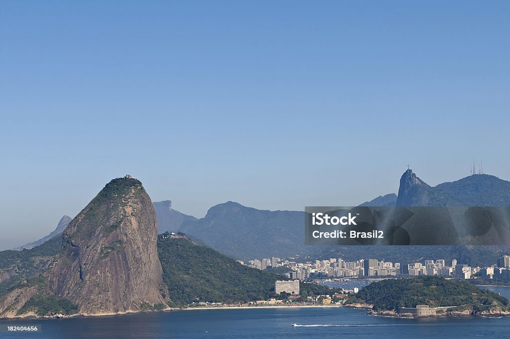 Rio de Janeiro las montañas - Foto de stock de Agua libre de derechos