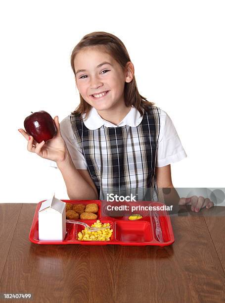 Comer O Almoço - Fotografias de stock e mais imagens de Bandeja - Utensílio doméstico - Bandeja - Utensílio doméstico, Merenda Escolar, 10-11 Anos