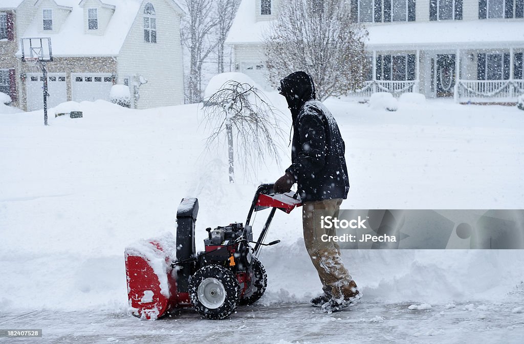 Tarifa Blizzard Snow soprando na neve profunda - Foto de stock de Atividade royalty-free