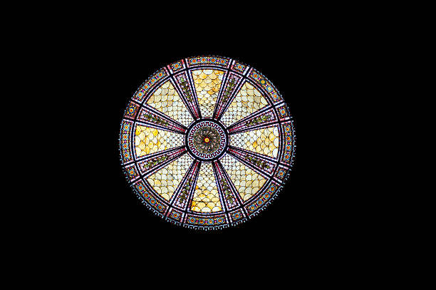 vidriera de colores - dome skylight stained glass glass fotografías e imágenes de stock