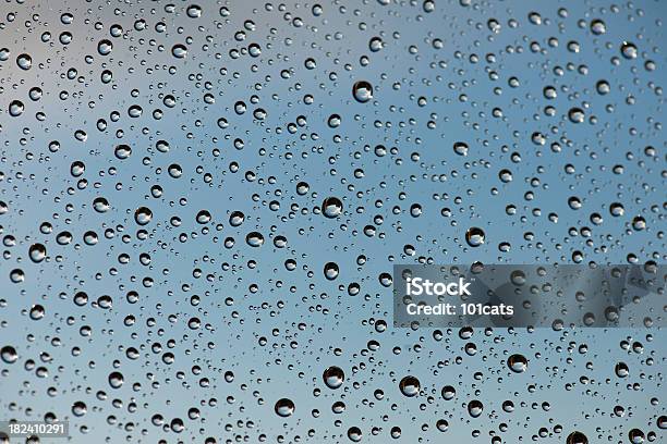 Rain Капли — стоковые фотографии и другие картинки Абстрактный - Абстрактный, Без людей, Весна