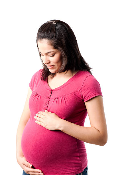 latin pregnant woman - pregnant isolated on white stockfoto's en -beelden