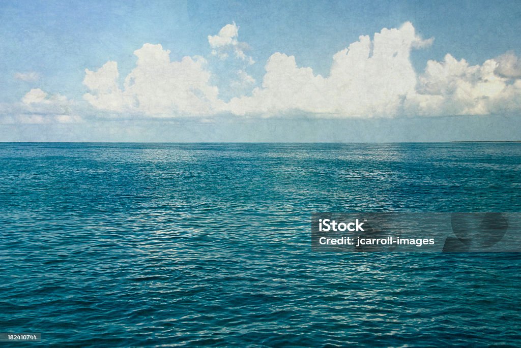 Tacheté paysage de l'océan - Photo de Bleu libre de droits