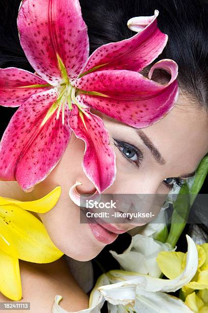 Limpar O Rosto Feminino De Saúde - Fotografias de stock e mais imagens de 20-29 Anos - 20-29 Anos, Adulto, Aspecto da Epiderme