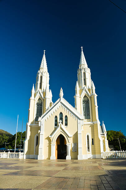 istock Little Church 182411435