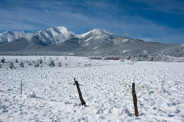 istock Mount Princeton Winter Landscape 182412152