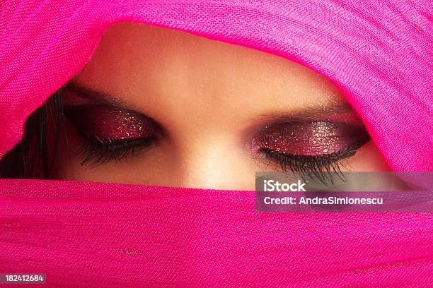 アラビアの女性 - アラビアのストックフォトや画像を多数ご用意 - アラビア, アラビア風, イスラム教