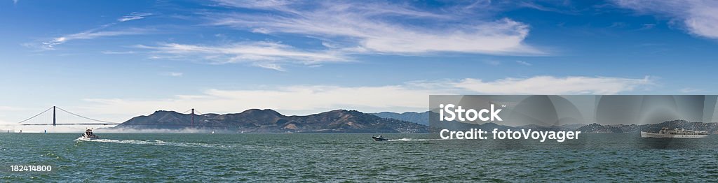 San Francisco Zatoka Sausalito Golden Gate Bridge panorama łodzie ocean - Zbiór zdjęć royalty-free (Bez ludzi)