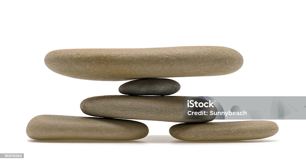Pietre di bilanciamento - Foto stock royalty-free di Equilibrio
