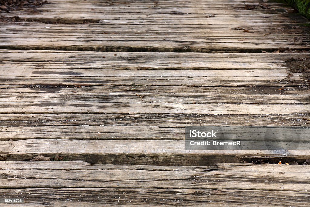 Старый балок - Стоковые фото Дерево - материал роялти-фри