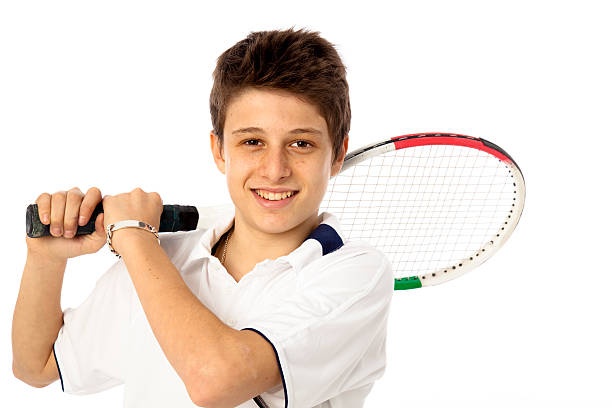 catorce años jugador de tenis - 13 14 years teenager 14 15 years child fotografías e imágenes de stock