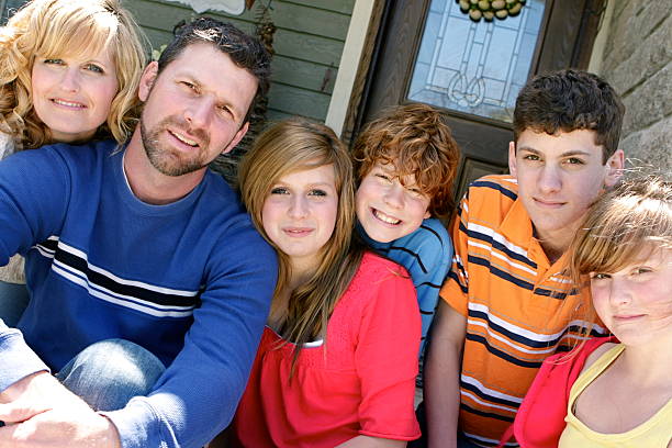 istock Big Happy Family 182418561