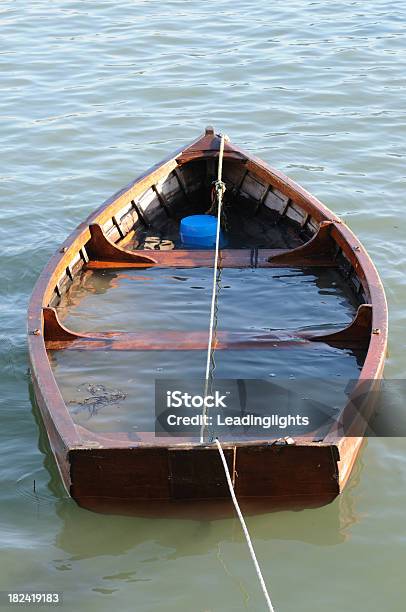Sinken Boot Dartmouth Stockfoto und mehr Bilder von Braun - Braun, Dartmouth - Devon, Devon - Südwestengland