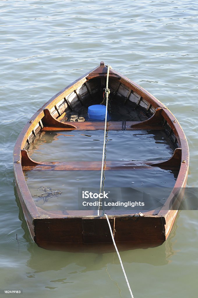 Hundimiento de un barco, Dartmouth - Foto de stock de Agua libre de derechos