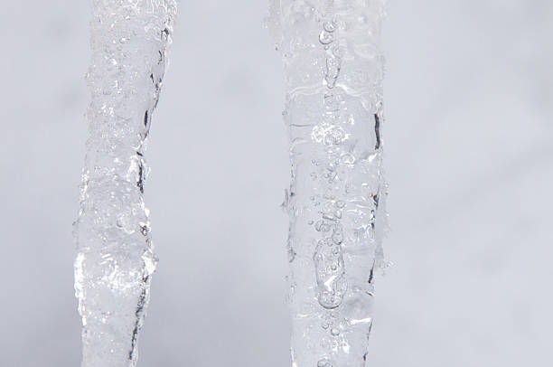 лёд - melting ice icicle leaking стоковые фото и изображения