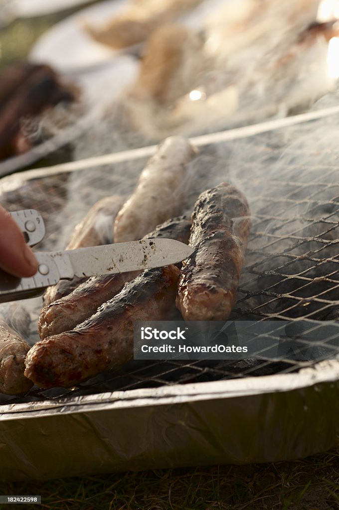 Culinária salsichas de churrasco - Foto de stock de Acampar royalty-free