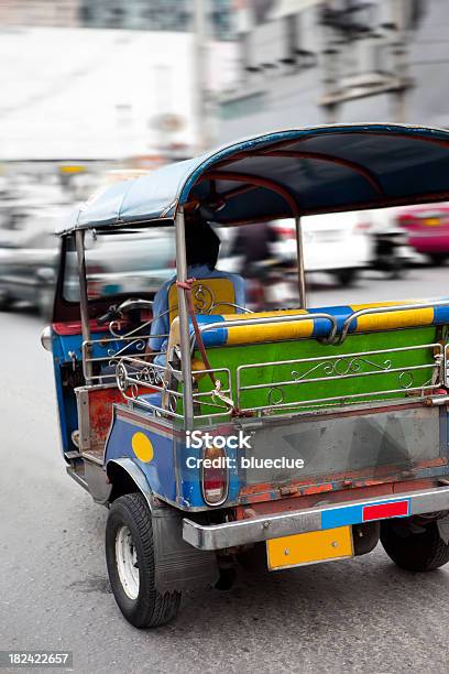 Tuktuk Riksza W Bangkoku - zdjęcia stockowe i więcej obrazów Asfalt - Asfalt, Autoriksza, Azja