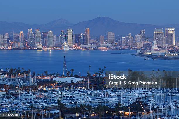 Skyline Di San Diego - Fotografie stock e altre immagini di Ambientazione esterna - Ambientazione esterna, Architettura, Baia