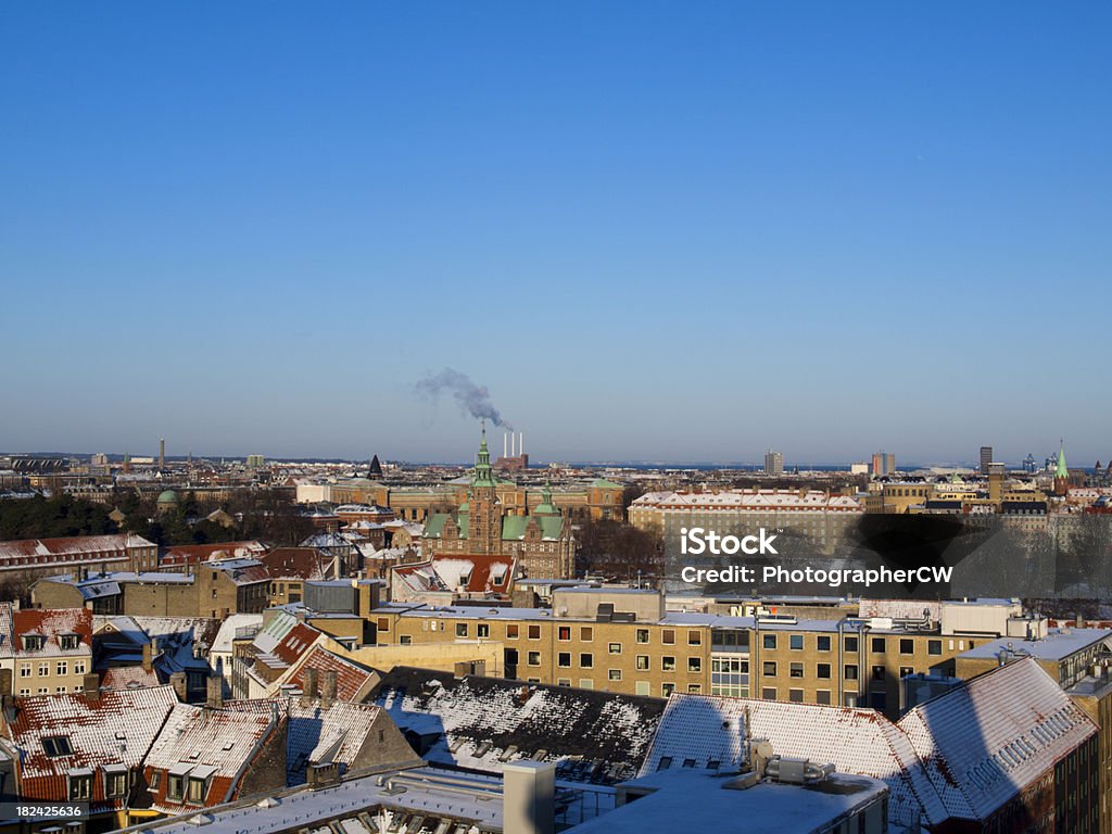 Horizonte de Copenhague no inverno - Foto de stock de Capitais internacionais royalty-free