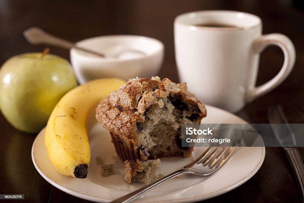 Gesunde Blaubeer-Muffin Frühstück - Lizenzfrei Amerikanische Heidelbeere Stock-Foto