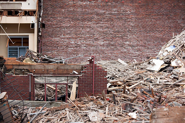 istock Earthquake or natural disaser destruction and aftermath; old brick building 182425989