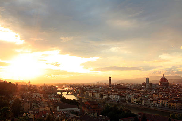 istock Florence Sunset, Tuscany, Italy 182426352