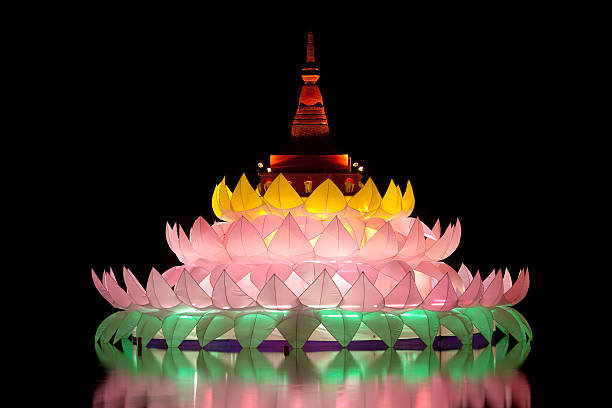 istock loi krathong sukhothai thailand 182426622