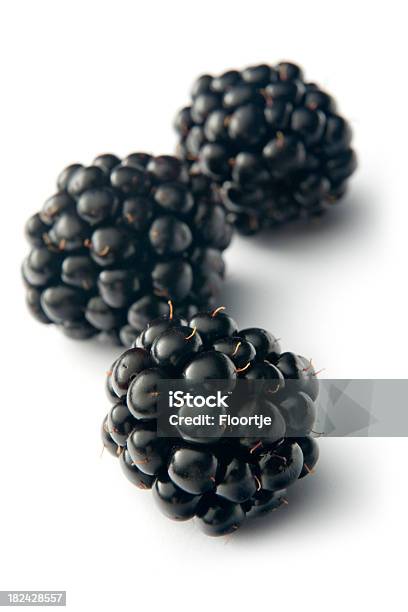 Owoce Blackberry - zdjęcia stockowe i więcej obrazów Morwa - Owoc jagodowy - Morwa - Owoc jagodowy, Owoc, Jeżyna