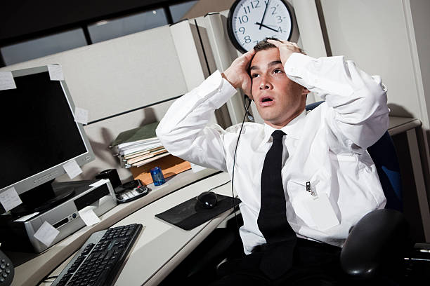 stressato uomo d'affari in ufficio scrivania - white telephone filing documents one person foto e immagini stock