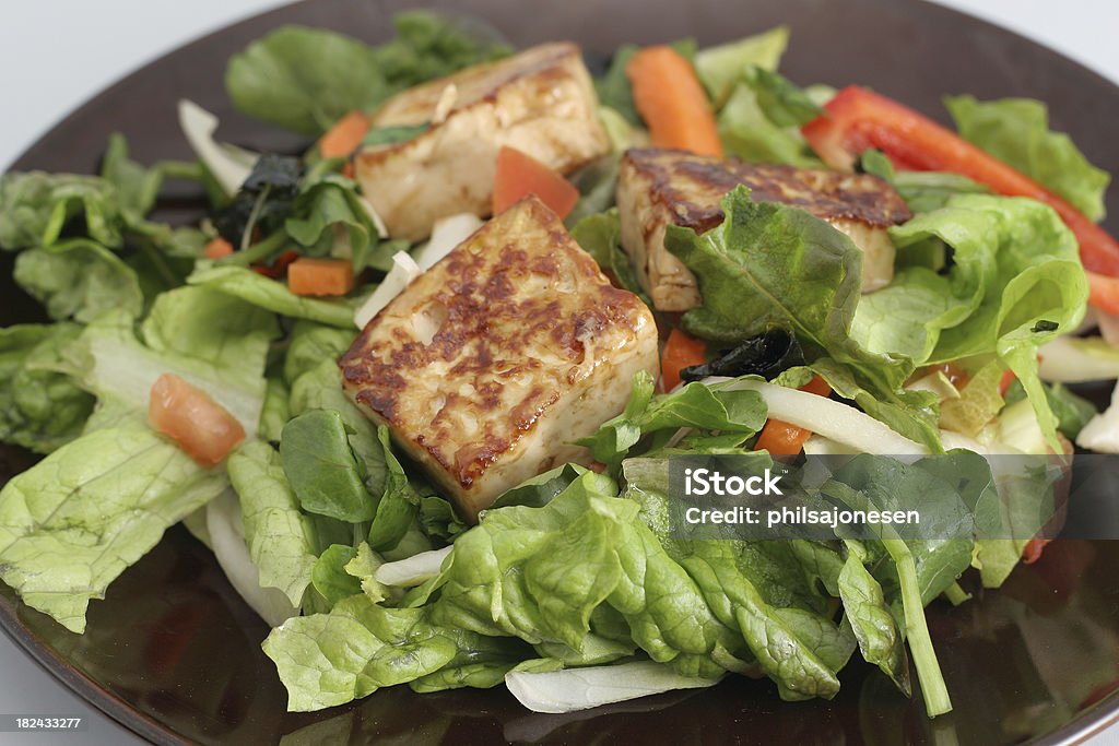 豆腐サラダプレート - アブラナ科のロイヤリティフリーストックフォト