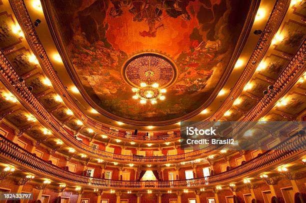 Classica E Opera House - Fotografie stock e altre immagini di Teatro lirico - Teatro lirico, Opera lirica, Ambientazione interna