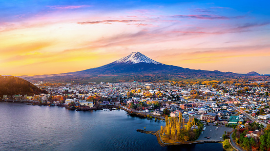 Fuji mountain and Kawaguchiko lake at sunrise, Autumn seasons Fuji mountain at yamanachi in Japan.