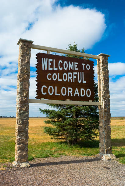 istock Colorado Welcome Sign 182438462