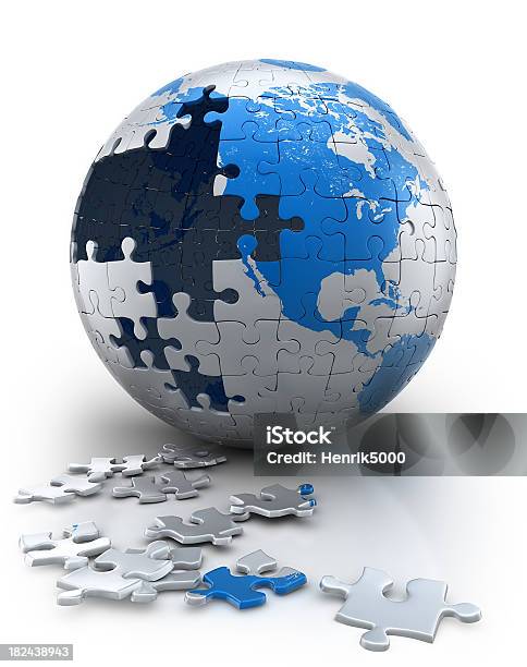 Photo libre de droit de Terre De Puzzle En Cours Concentrezvous Sur Les Étatsunis Tracé De Détourage banque d'images et plus d'images libres de droit de Globe terrestre