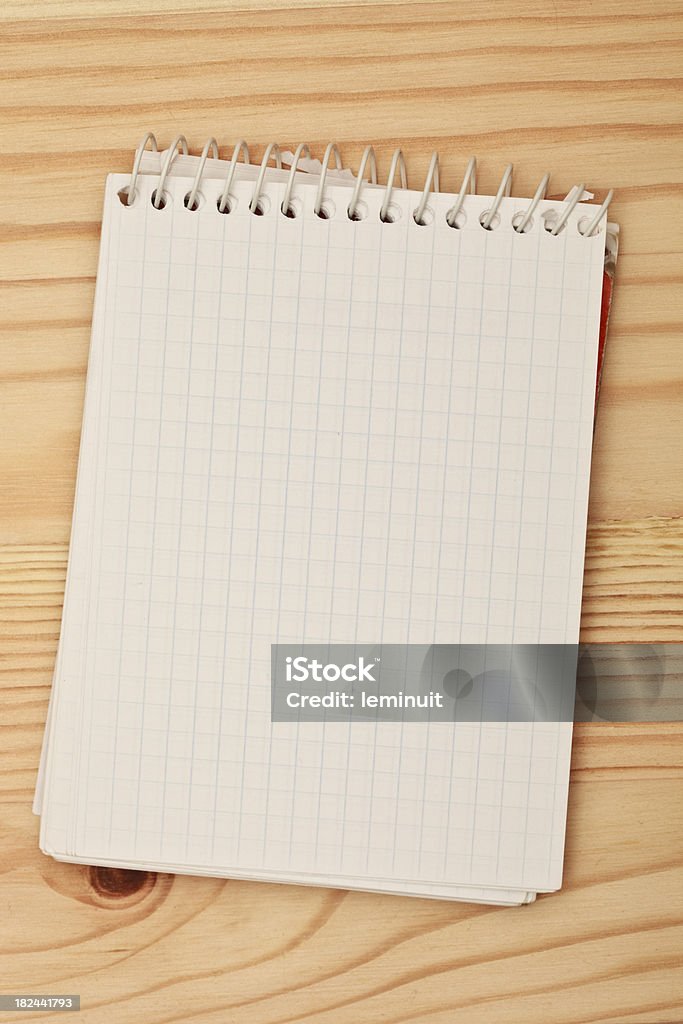 Blanco cuaderno con espiral - Foto de stock de Borde libre de derechos