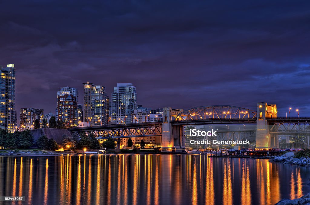 Vancouver Nightscape - Zbiór zdjęć royalty-free (Architektura)