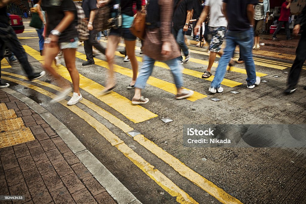 Ludzie Rush W Hong Kong - Zbiór zdjęć royalty-free (Spacerować)