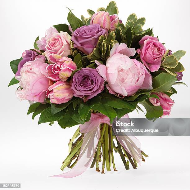 花柄バラの花束 - ピンク色のストックフォトや画像を多数ご用意 - ピンク色, ブーケ, リボン