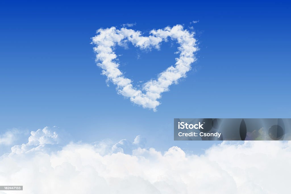 Blauer Himmel und Wolken Herzen von - Lizenzfrei Abstrakt Stock-Foto