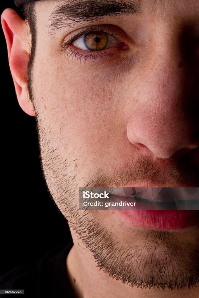 젊은 남자 클로즈업 - 로열티 프리 갈색 눈 스톡 사진