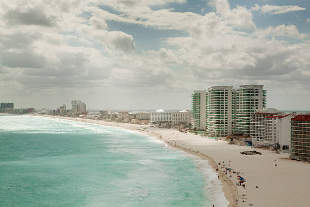 istock The Beach and Hotel District of Cancun Mexico 182447711