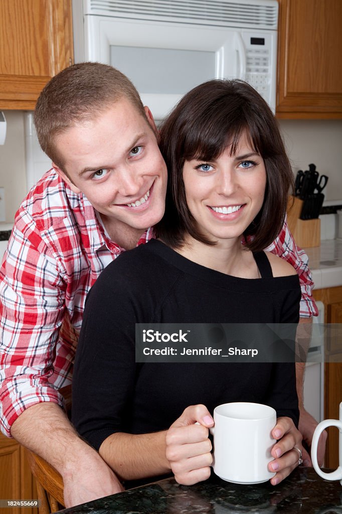 casal feliz - Foto de stock de 25-30 Anos royalty-free