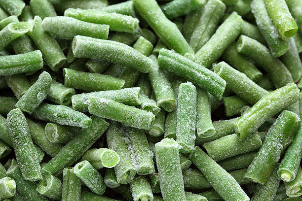 frozen green beans - feuerbohne stock-fotos und bilder