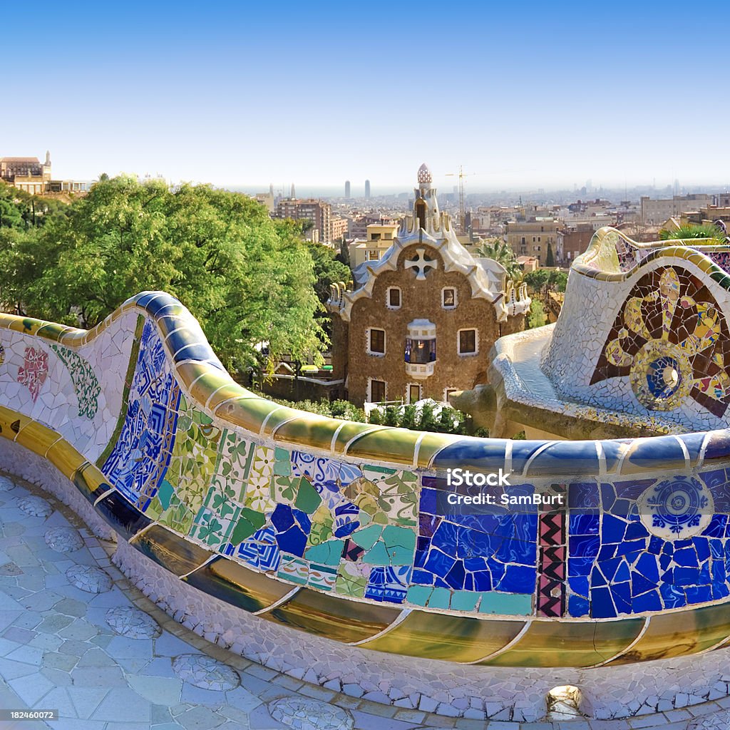 Gaudí el parque güell en Barcelona - Foto de stock de Parque Güell libre de derechos