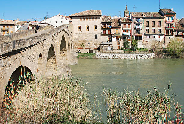 istock Stone bridge across river in northern Spain 182460485