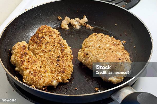 Pollo Adobados Cacahuete Foto de stock y más banco de imágenes de Pollo - Pollo, Alimento, Cacahuete - Fruto seco