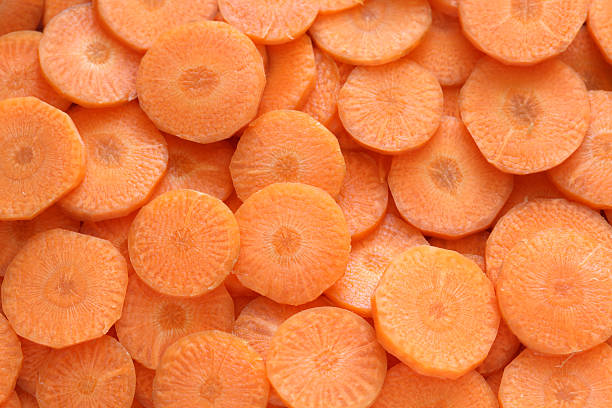 istock Slices of fresh carrot 182463128