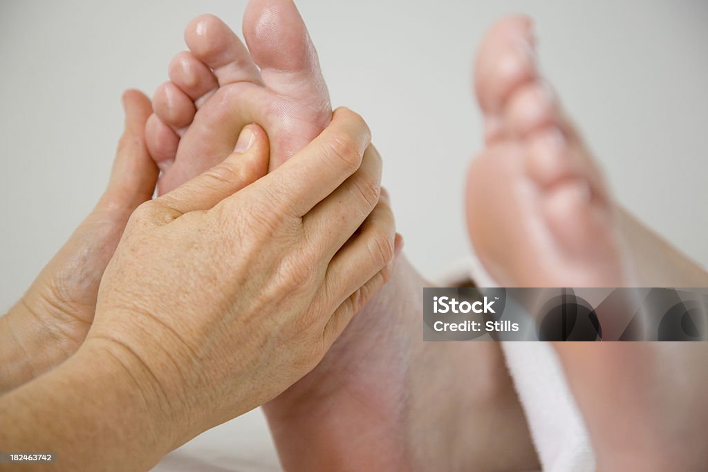 Masaje de pies - Foto de stock de Balneario - Spa libre de derechos