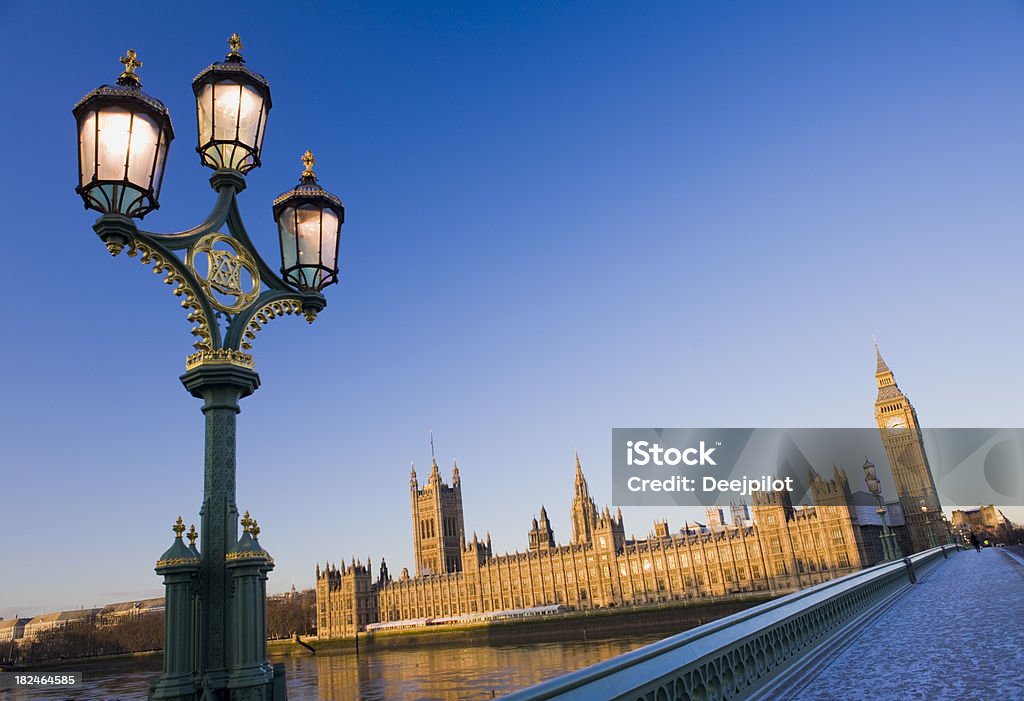 Big Ben e il Palazzo di Westminster a Londra, Regno Unito - Foto stock royalty-free di Alba - Crepuscolo