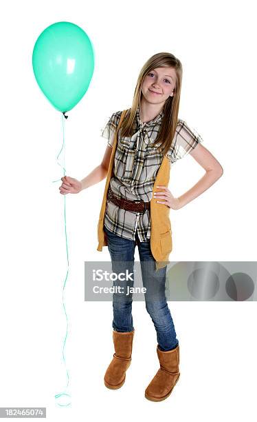 Chica Con Globos Aerostáticos Foto de stock y más banco de imágenes de 14-15 años - 14-15 años, Adolescencia, Adolescente